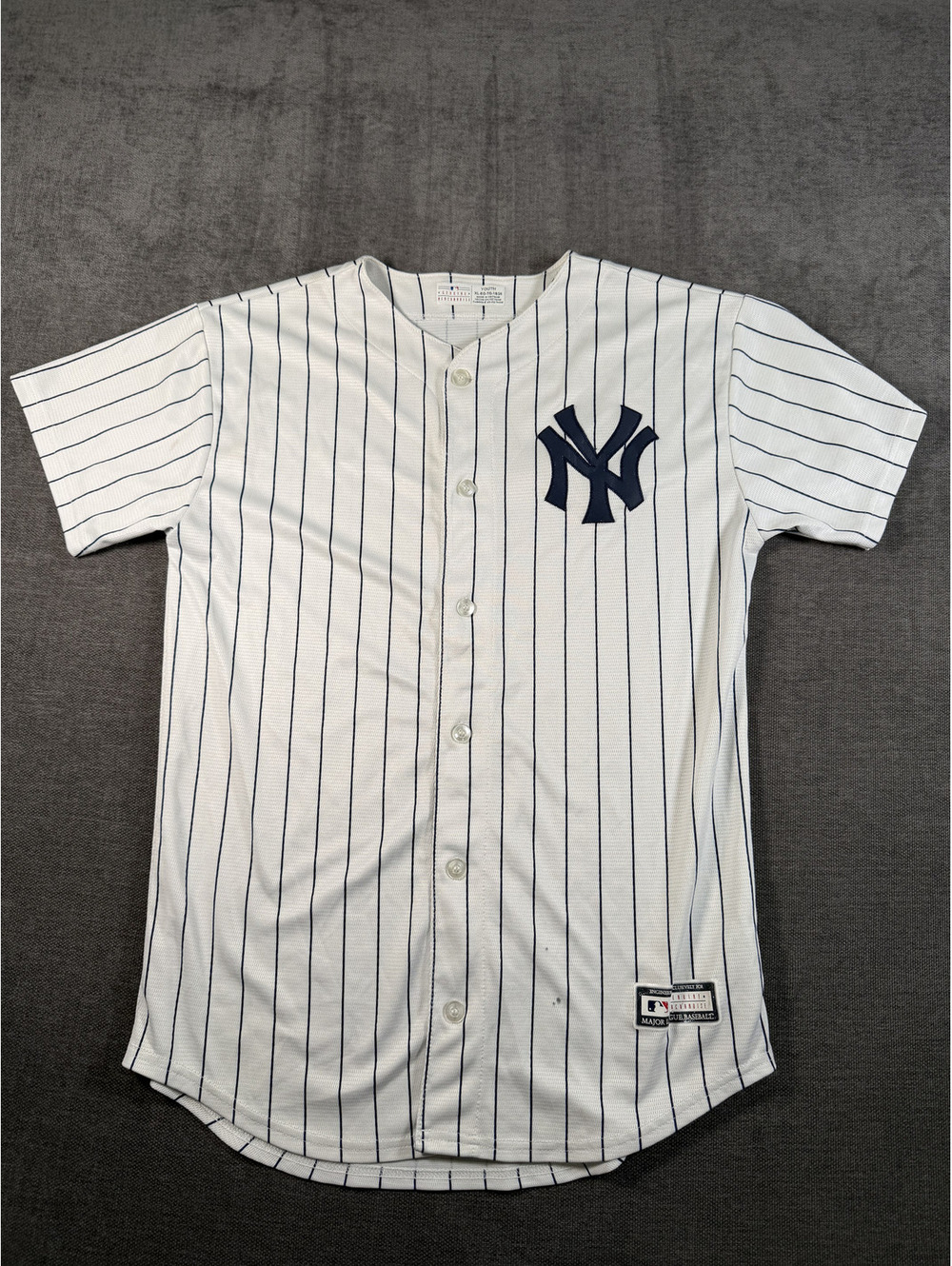 MLB New York Yankees Youth XL 18/20 Baseball Jersey Pinstripe